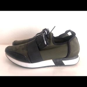 Steve Madden sock slip-on sneaker